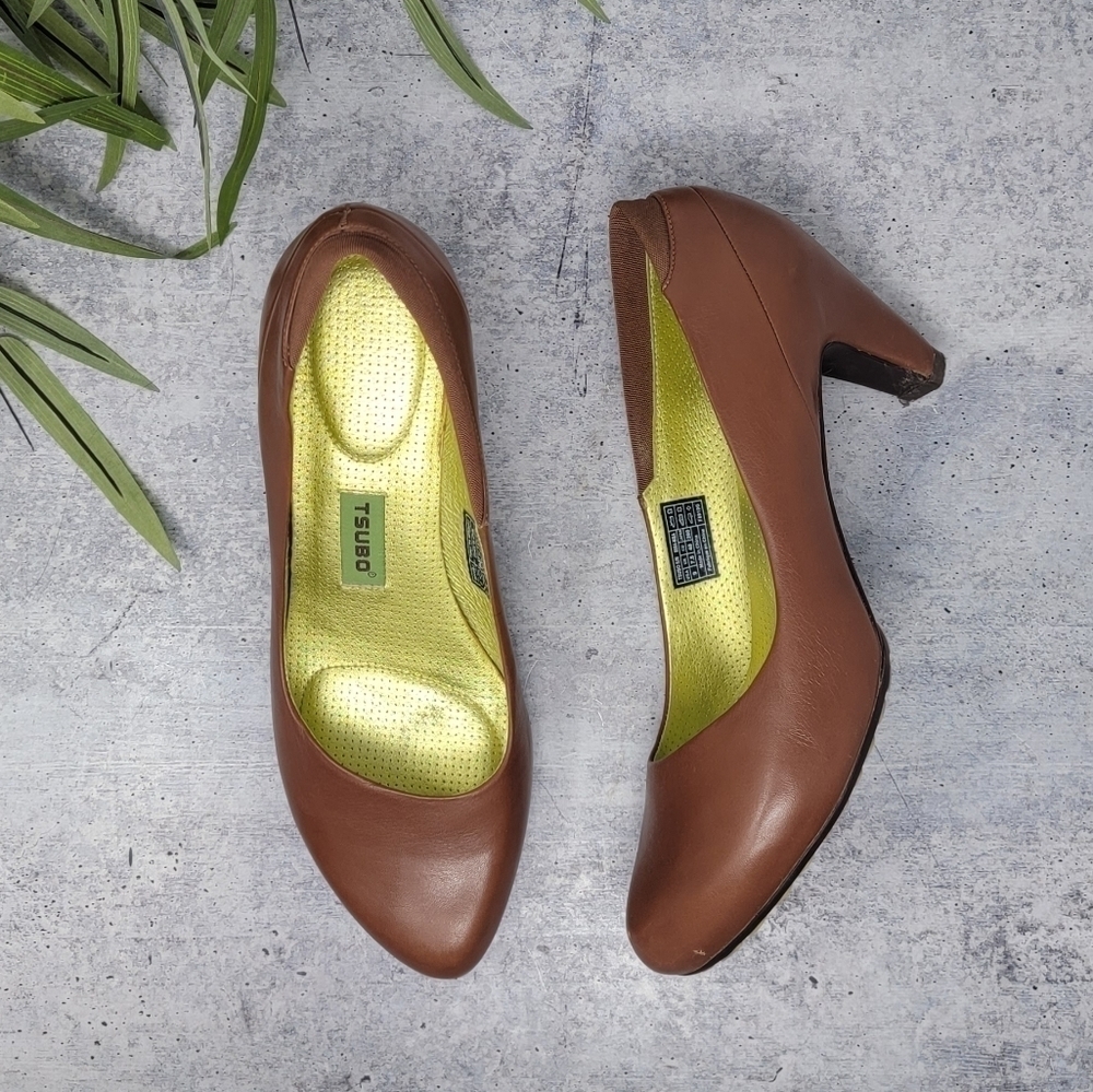 Tsubo Eini Cognac Brown Heels Size 9